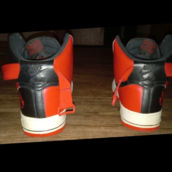 Air Force 1 High LV8 'Atlanta' - Picture 8 of 9
